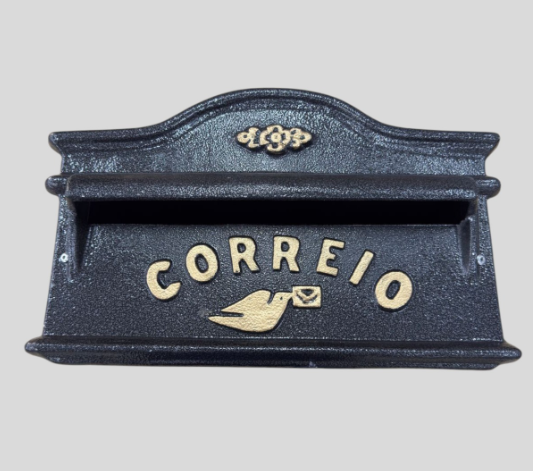 CAIXA DE CORREIO DAMA HORIZONTAL PRETA COM OURO